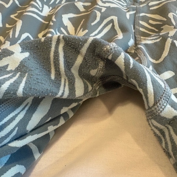 Athleta 2x Leggings - Picture 4 of 5